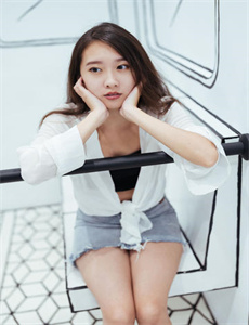 女做爰猛烈叫床99视频/街头狩猎巨乳妇女